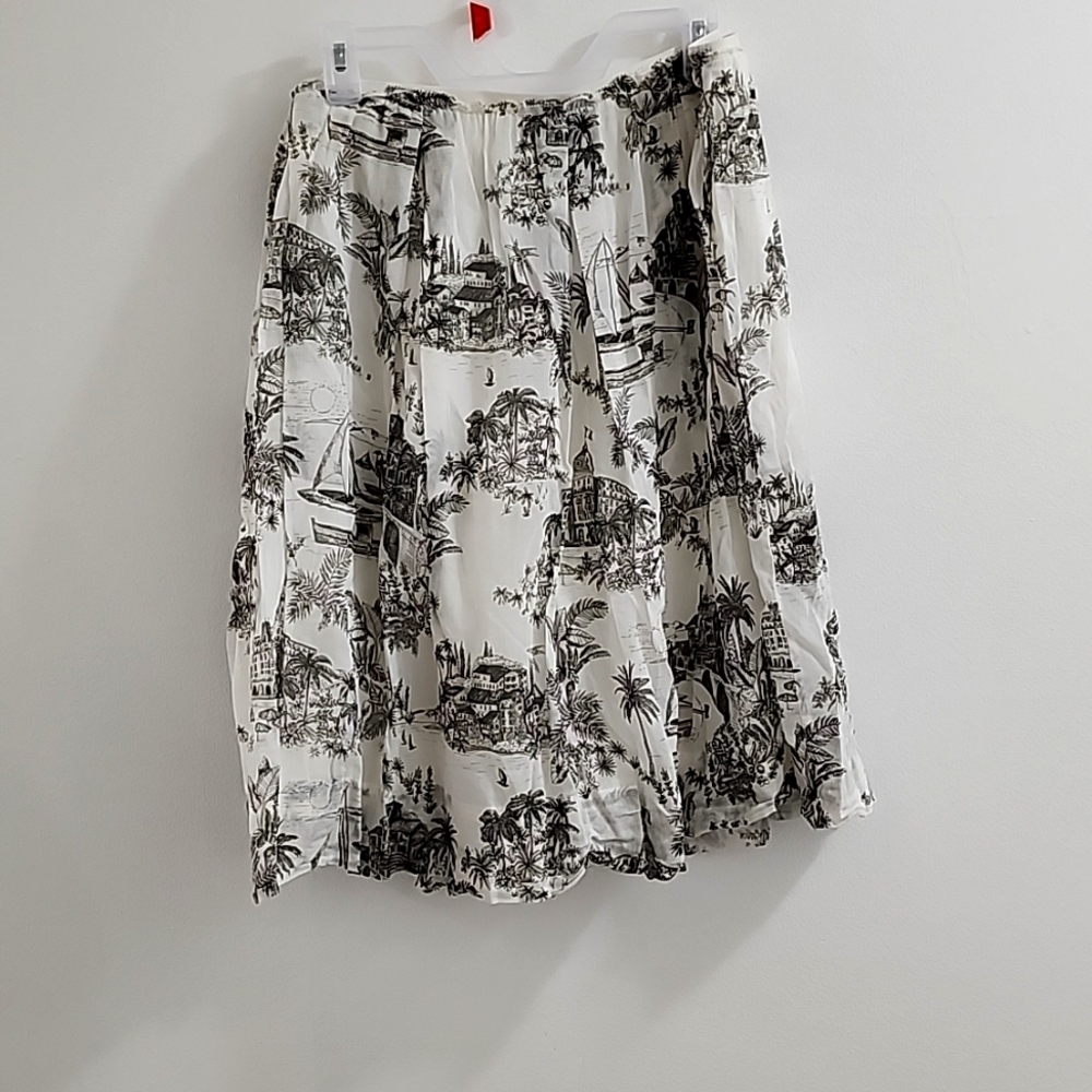 Beautiful skirt 😍